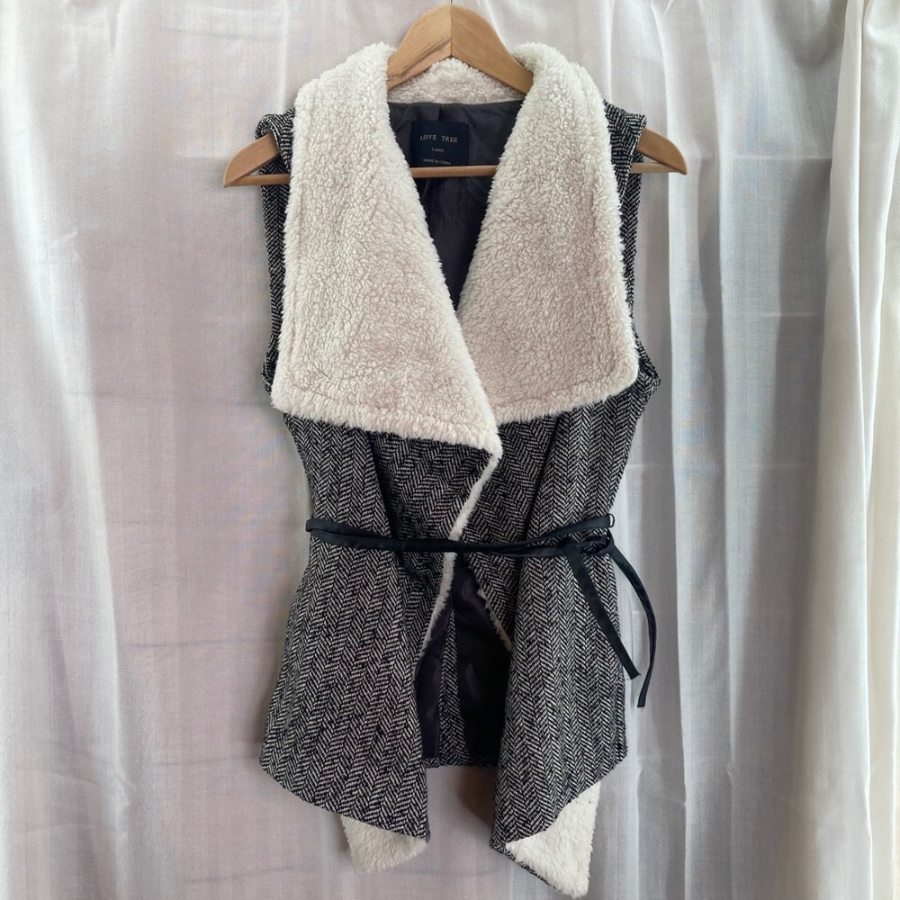 Love Tree Women's Herringbone Vest‎ Sherpa Collar Sleeveless Jacket Black Large